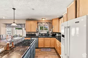 80 W 600 S, Tremonton, UT 84337 - Photo 10