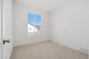 2363 E Sunflower Dr, Eagle Mountain, UT 84005 - Photo 6