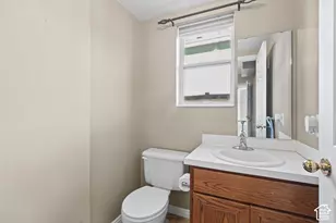 1138 N 2875 W, Layton, UT 84041 - Photo 24