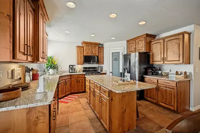 2638 S 3075 W, West Haven, UT 84401 - Photo 12