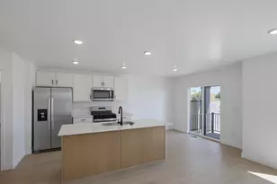 895 E Edinburgh Ave, Lehi, UT 84048 - Photo 8