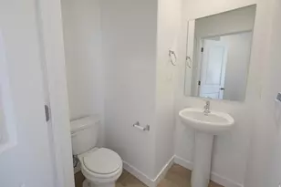 895 E Edinburgh Ave, Lehi, UT 84048 - Photo 14