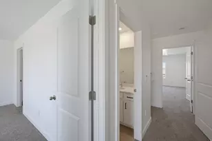 895 E Edinburgh Ave, Lehi, UT 84048 - Photo 22