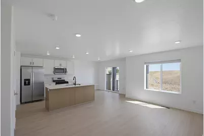895 E Edinburgh Ave #1224, Lehi, UT 84048 - Photo 6