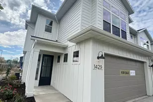 1429 W Pleasant View Dr, Kaysville, UT 84037 - Photo 1