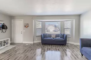 3816 S Pheasant Glen Dr W, West Valley, UT 84120 - Photo 10