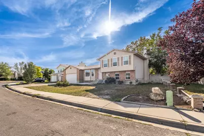 3816 S Pheasant Glen Dr W, West Valley, UT 84120 - Photo 2