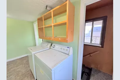 757 N 400 W, Blanding, UT 84511 - Photo 8
