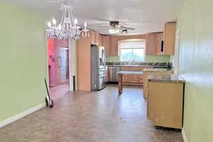 757 N 400 W, Blanding, UT 84511 - Photo 6