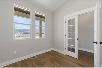 178 E Ax Handle Dr S, Grantsville, UT 84029 - Photo 4