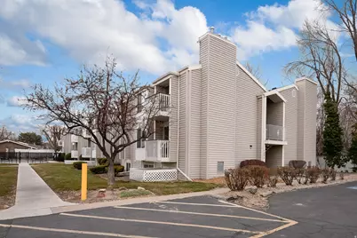 875 E Arrowhead Ln S #47, Murray, UT 84107 - Photo 2