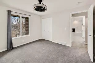 875 E Arrowhead Ln S, Murray, UT 84107 - Photo 14