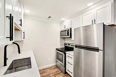 875 E Arrowhead Ln S #47, Murray, UT 84107 - Photo 10