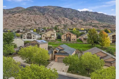 9138 N Renaissance Dr, Cedar Hills, UT 84062 - Photo 40