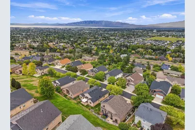 9138 N Renaissance Dr, Cedar Hills, UT 84062 - Photo 42