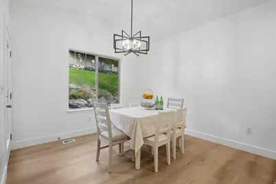 9138 N Renaissance Dr, Cedar Hills, UT 84062 - Photo 8