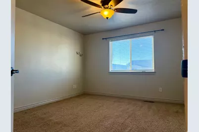 147 E 500 N, Roosevelt, UT 84066 - Photo 8