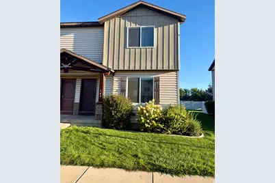 147 E 500 N, Roosevelt, UT 84066 - Photo 2