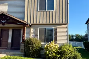 147 E 500 N, Roosevelt, UT 84066 - Photo 2