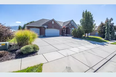 1670 N 1350 W, Farr West, UT 84404 - Photo 2