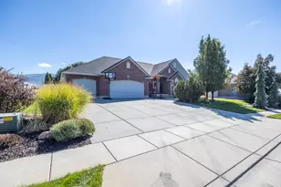 1670 N 1350 W, Farr West, UT 84404 - Photo 2