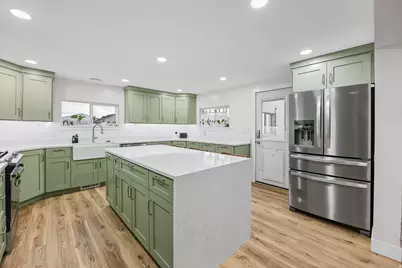 544 E Clark St, Grantsville, UT 84029 - Photo 10
