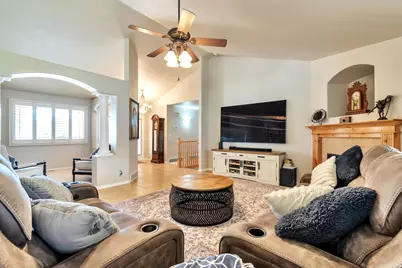 9044 S Pine Laurel Ln W, West Jordan, UT 84081 - Photo 14
