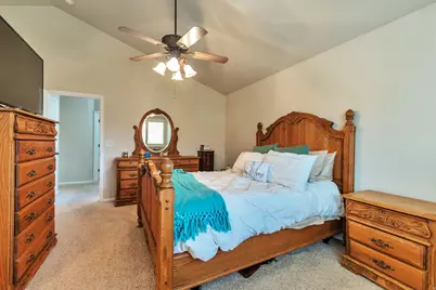 9044 S Pine Laurel Ln W, West Jordan, UT 84081 - Photo 30