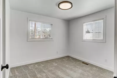 8560 S 700 E, Sandy, UT 84070 - Photo 12