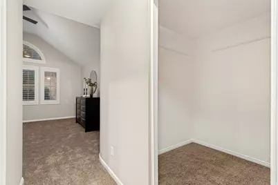 8188 S Clover Spring Ln E, Salt Lake City, UT 84121 - Photo 14