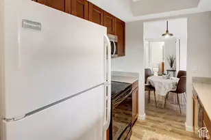 7208 S Station Creek Way, Cottonwood Heights, UT 84047 - Photo 12