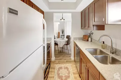 7208 S Station Creek Way #4E, Cottonwood Heights, UT 84047 - Photo 10