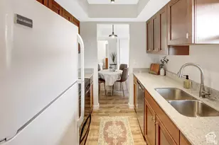 7208 S Station Creek Way, Cottonwood Heights, UT 84047 - Photo 10