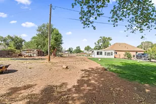 88 S State, Sigurd, UT 84657 - Photo 28