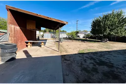275 S 500 W, Price, UT 84501 - Photo 20