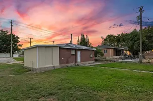 10689 S 2200 W, South Jordan, UT 84095 - Photo 14
