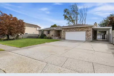 9477 S Kirkside Dr W, South Jordan, UT 84009 - Photo 4
