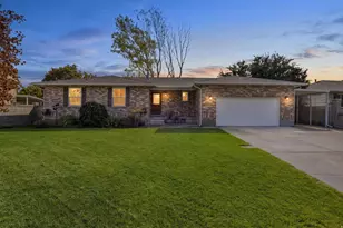9477 S Kirkside Dr W, South Jordan, UT 84009 - Photo 2