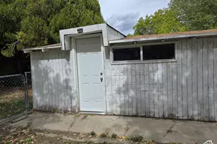 116 N 3rd St N, Tooele, UT 84074 - Photo 34