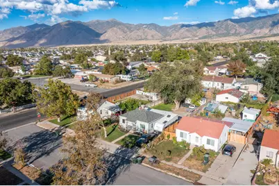 490 N Parkway Ave E, Tooele, UT 84074 - Photo 6
