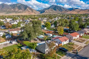 490 N Parkway Ave E, Tooele, UT 84074 - Photo 10
