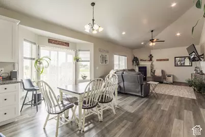 933 S 250 W, Vernal, UT 84078 - Photo 8