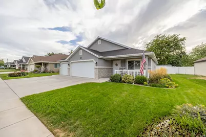 1693 N 690 W, West Bountiful, UT 84087 - Photo 2