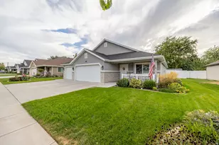 1693 N 690 W, West Bountiful, UT 84087 - Photo 2