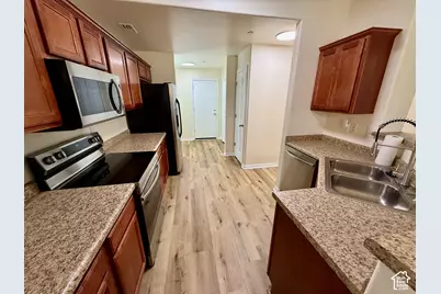 11432 S Oakmond Rd W, South Jordan, UT 84009 - Photo 8