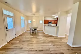11432 S Oakmond Rd W, South Jordan, UT 84009 - Photo 4
