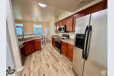11432 S Oakmond Rd W, South Jordan, UT 84009 - Photo 10