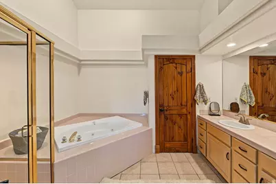 2050 S 1400 E #2, Saint George, UT 84790 - Photo 14