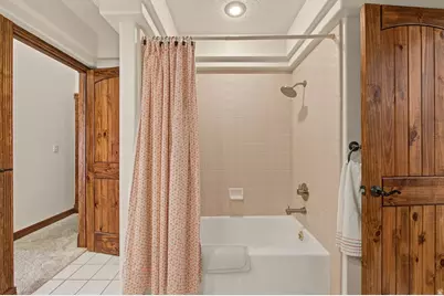 2050 S 1400 E #2, Saint George, UT 84790 - Photo 18