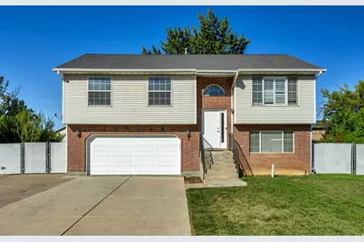 4023 S 700 W, Riverdale, UT 84405 - Photo 2